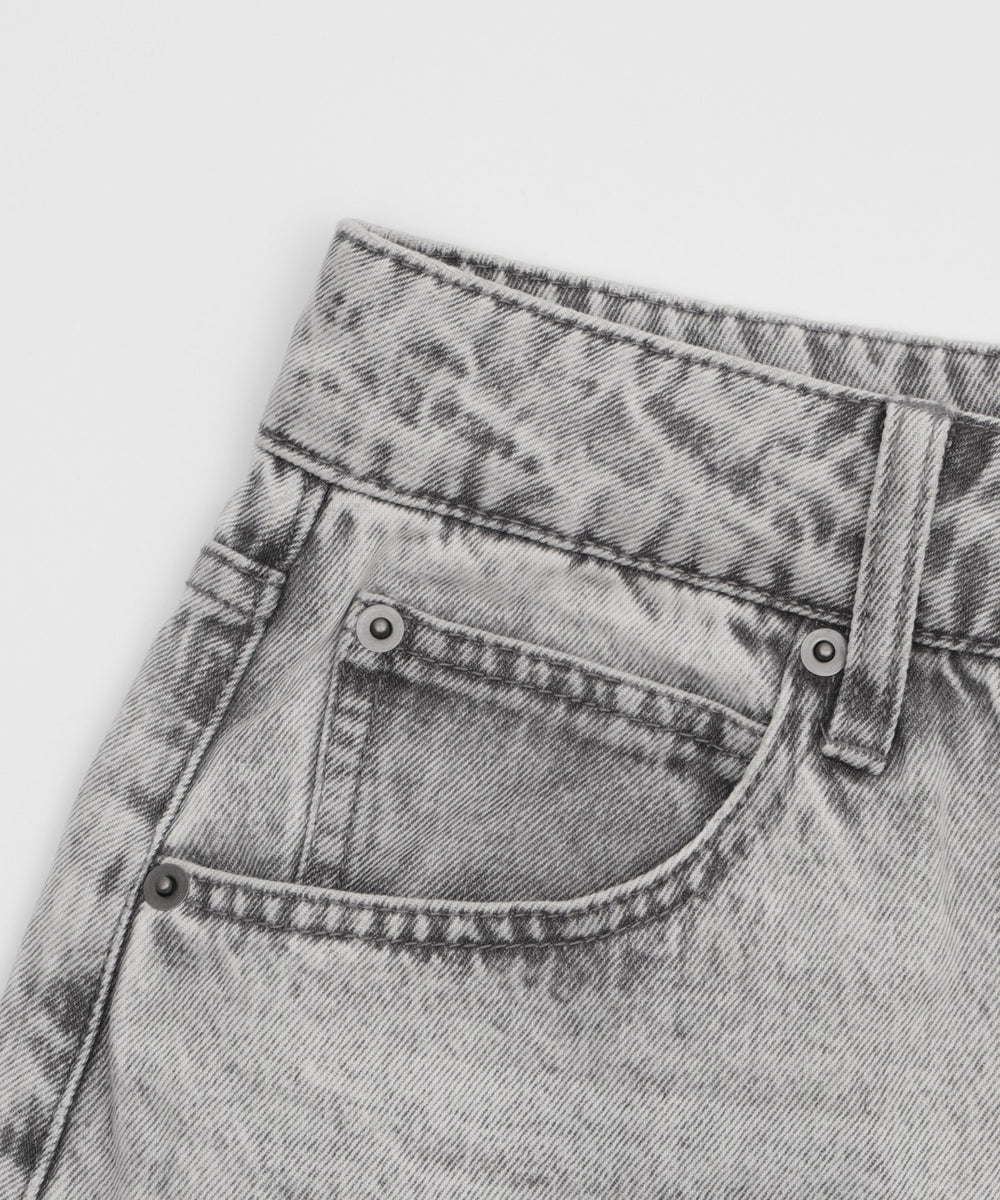 チェーン付きスーパーバギーデニムショーツ