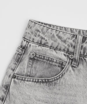 チェーン付きスーパーバギーデニムショーツ