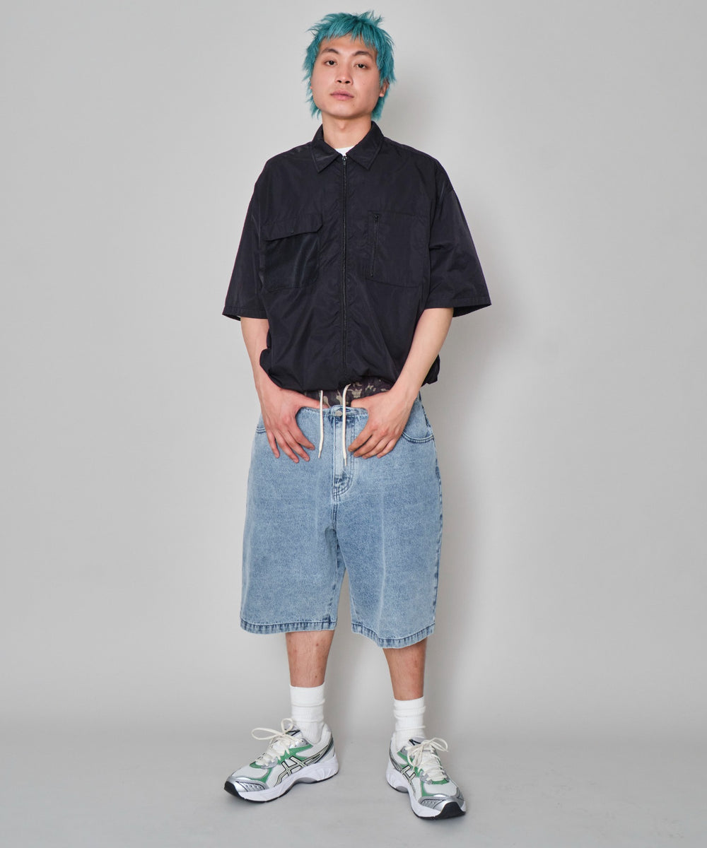 デニム淡加工　モデル：178㎝　L着用