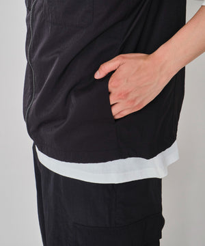 フードナイロンベスト