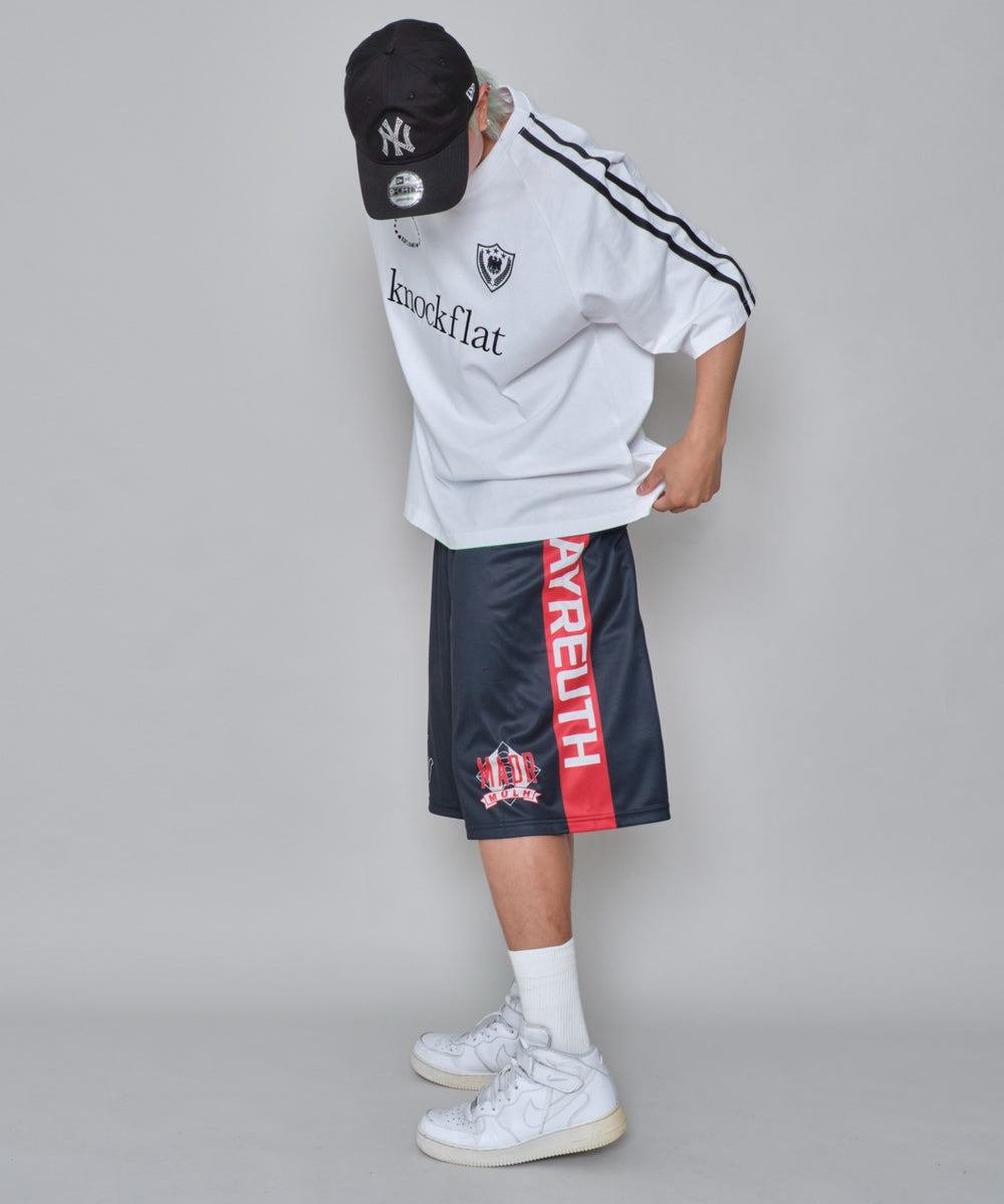 ブラック　モデル:178cm L着用