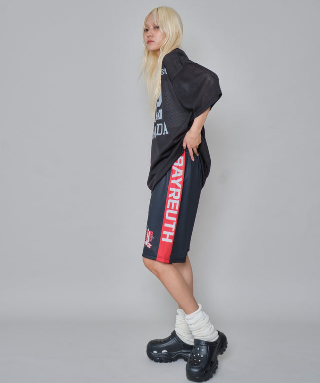 ブラック　モデル:172cm M着用