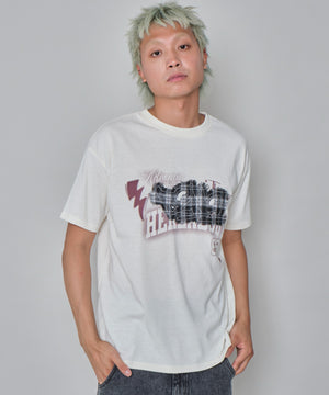 ホワイト　モデル:178cm M着用