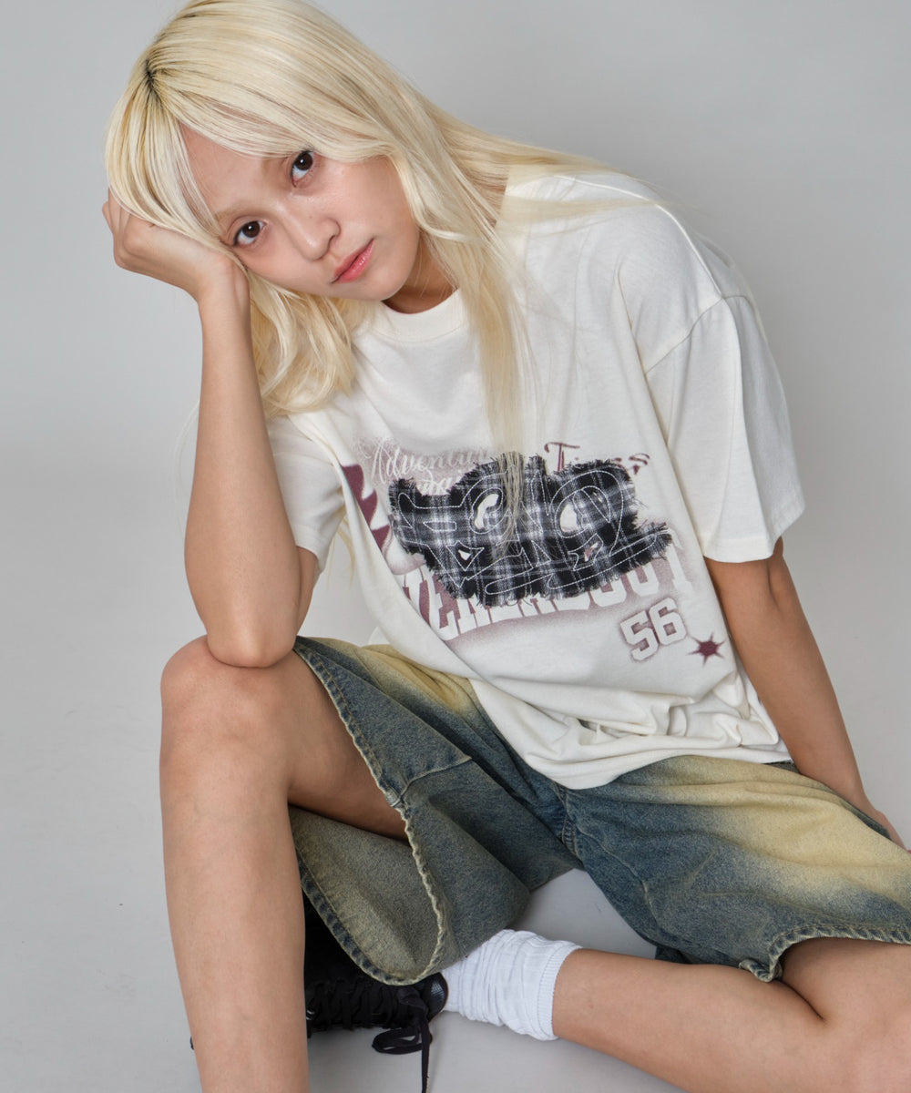 ホワイト　モデル:172cm M着用