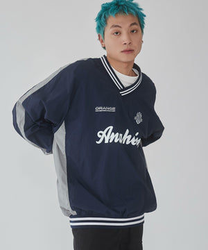 ネイビー　モデル:178cm L着用