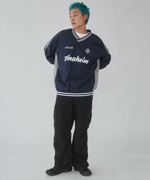 ネイビー　モデル:178cm L着用