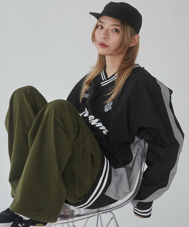 ブラック　モデル:169cm M着用