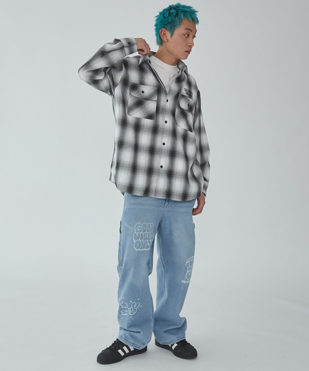 柄4　モデル:178cm L着用