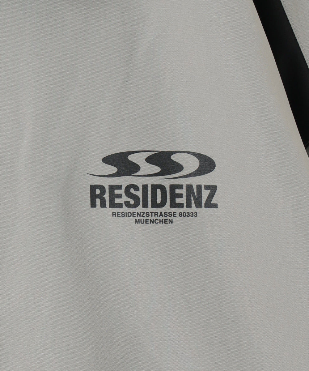 ロゴコーチジャケット