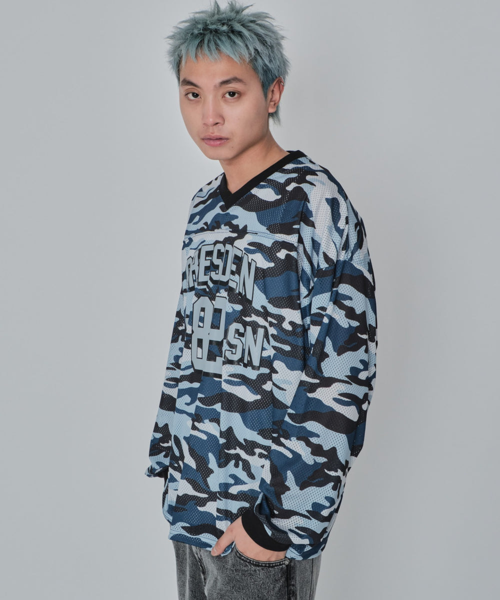 ブルー モデル：178cm L着用