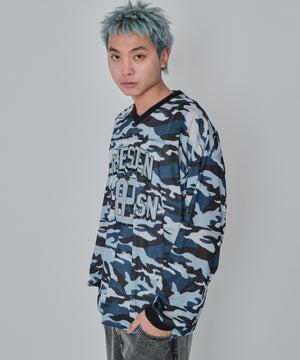 ブルー モデル：178cm L着用