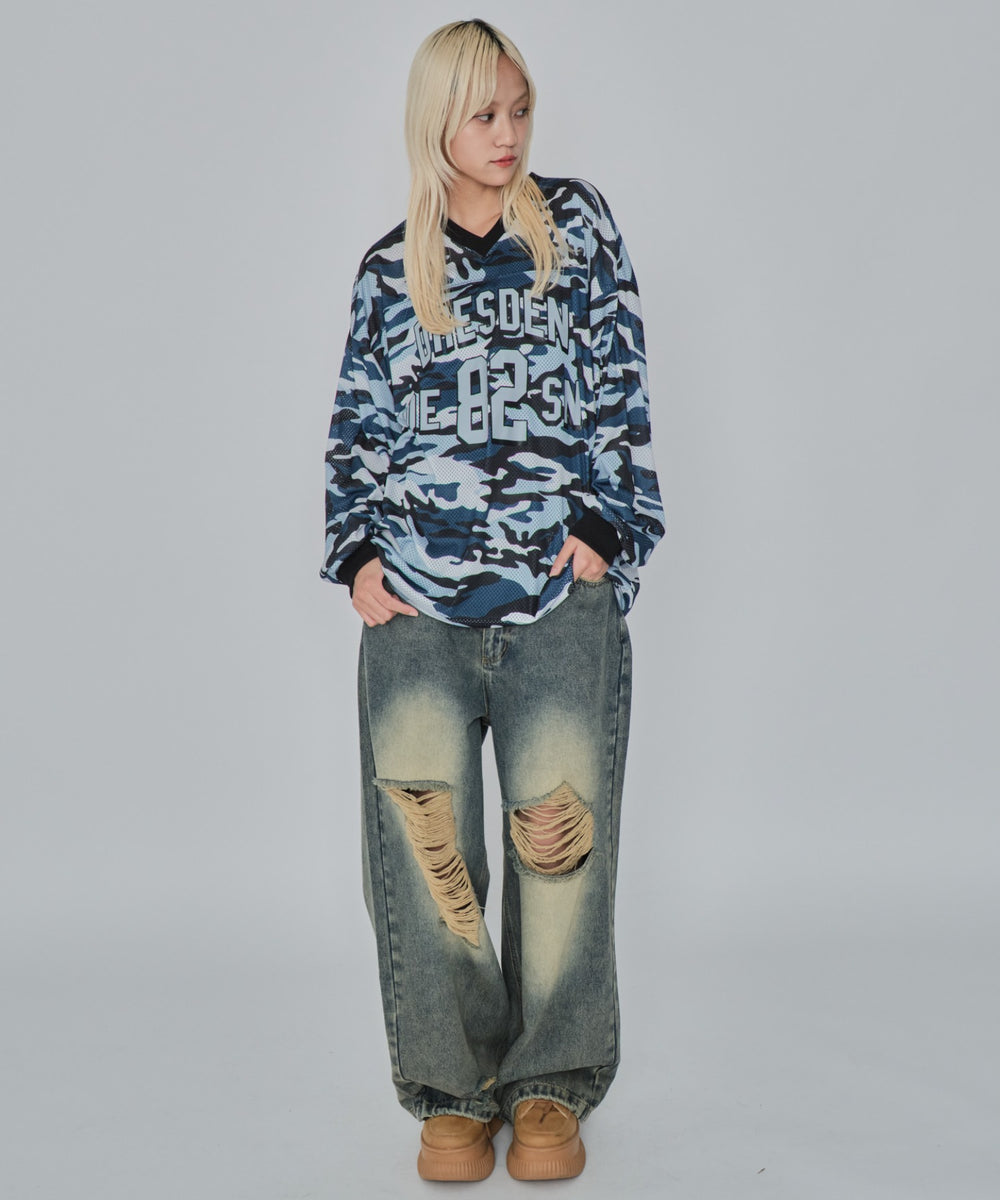 ブルー モデル：172cm M着用