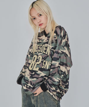 カーキ モデル：172cm M着用