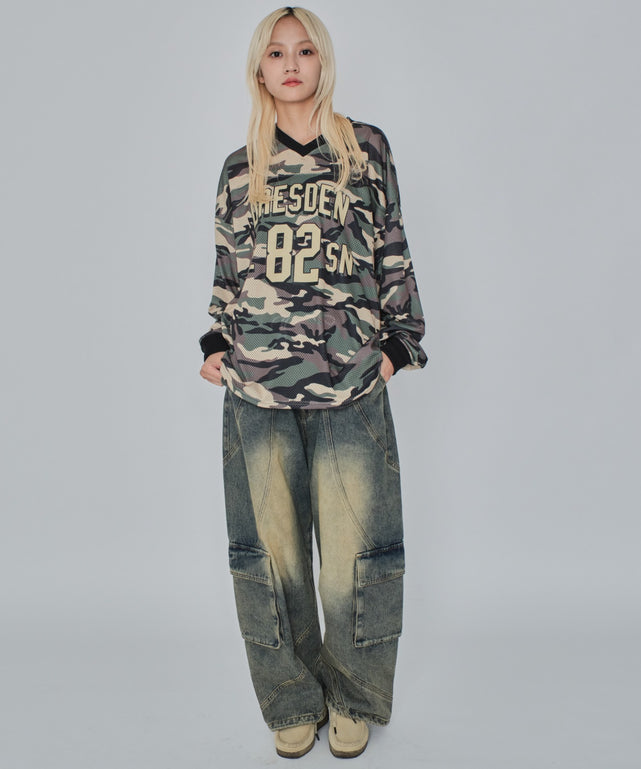 カーキ モデル：172cm M着用