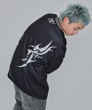 ブラック モデル：178cm L着用