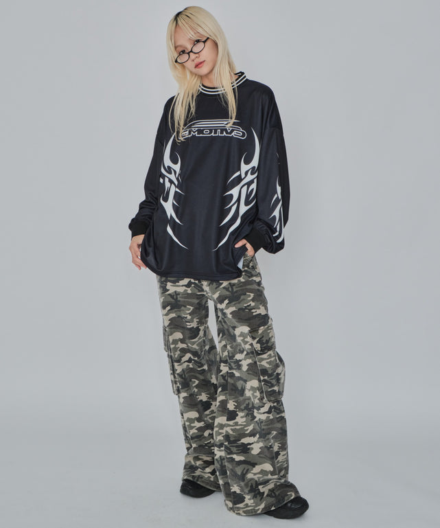 ブラック モデル：172cm M着用