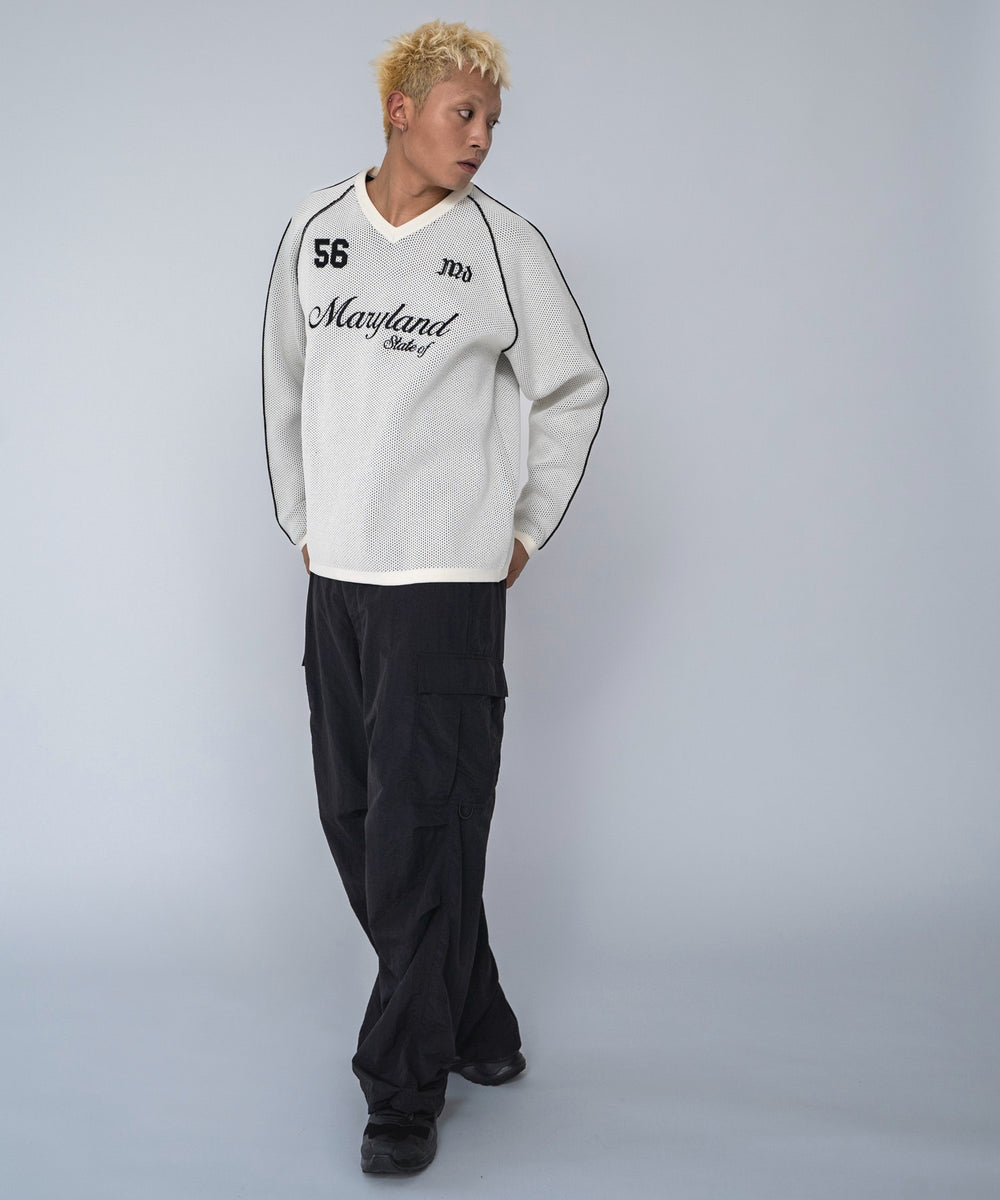 オフホワイト モデル：178cm F着用