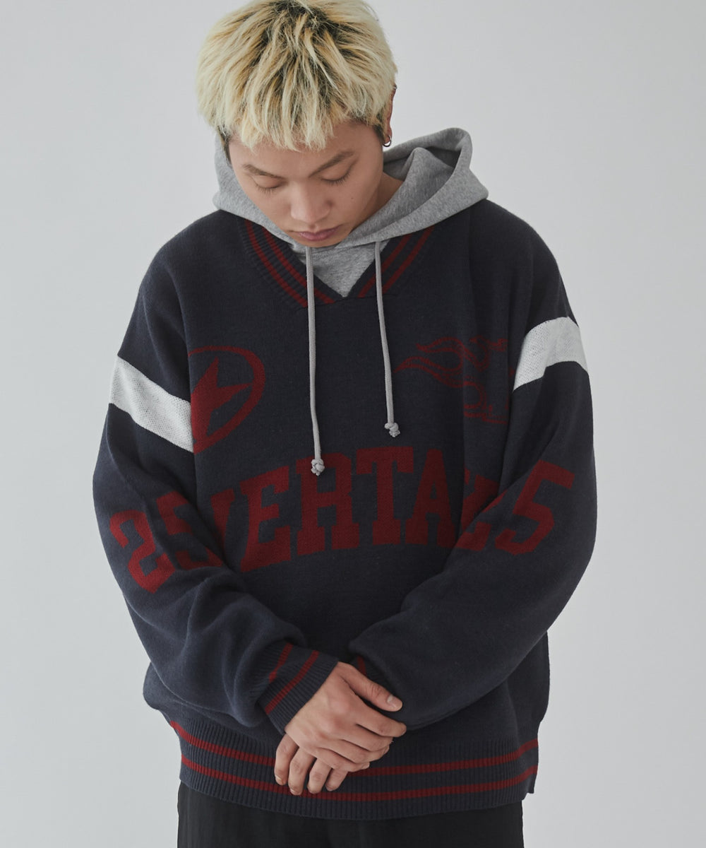 ネイビー モデル：178cm L着用