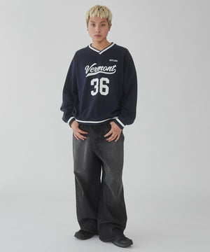 ネイビー モデル：178cm L着用