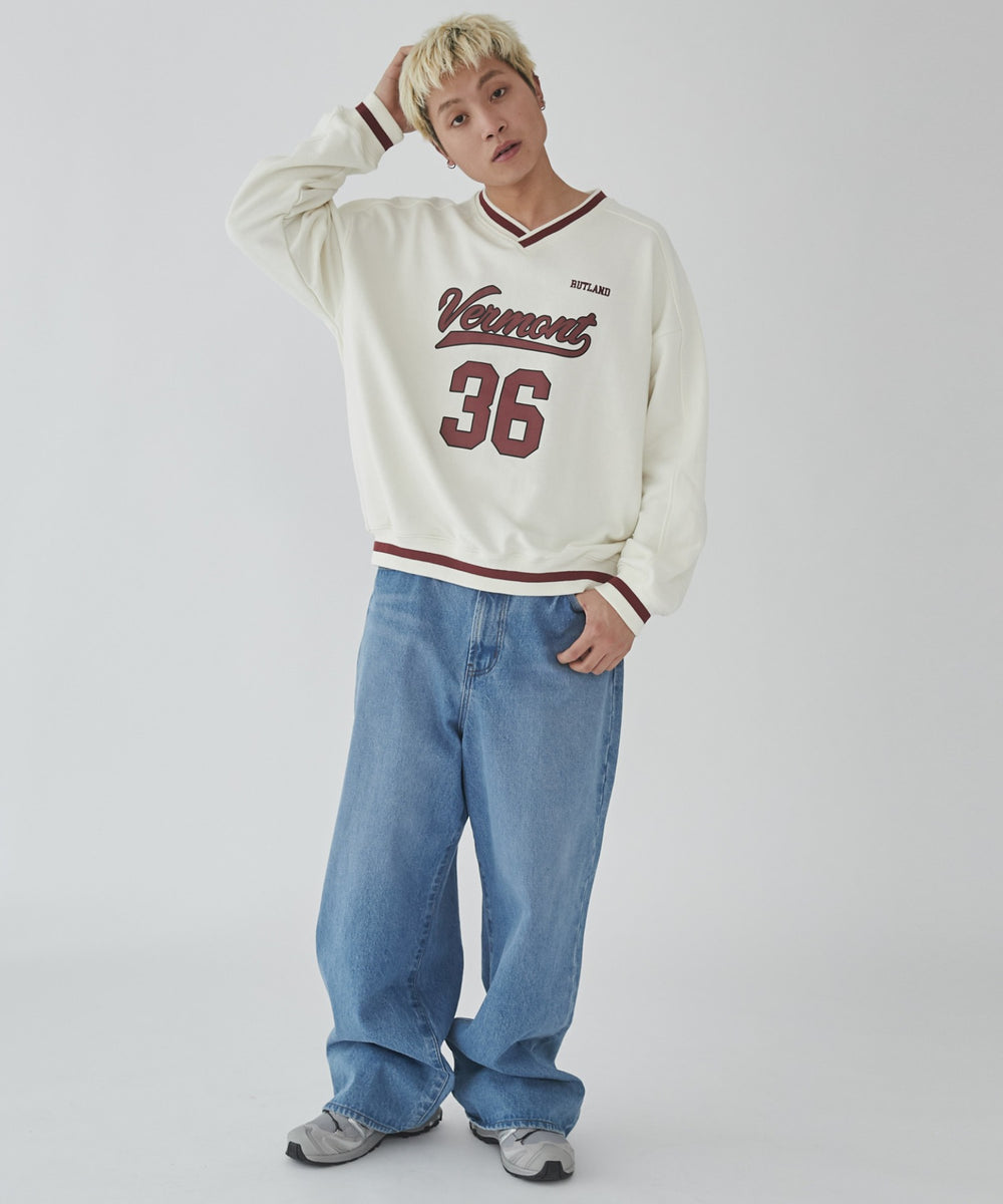 オフホワイト モデル：178cm L着用