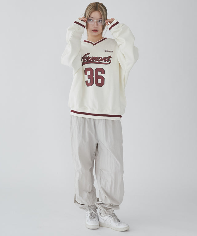 オフホワイト モデル：169cm L着用