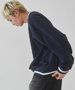 ネイビー モデル：178cm L着用