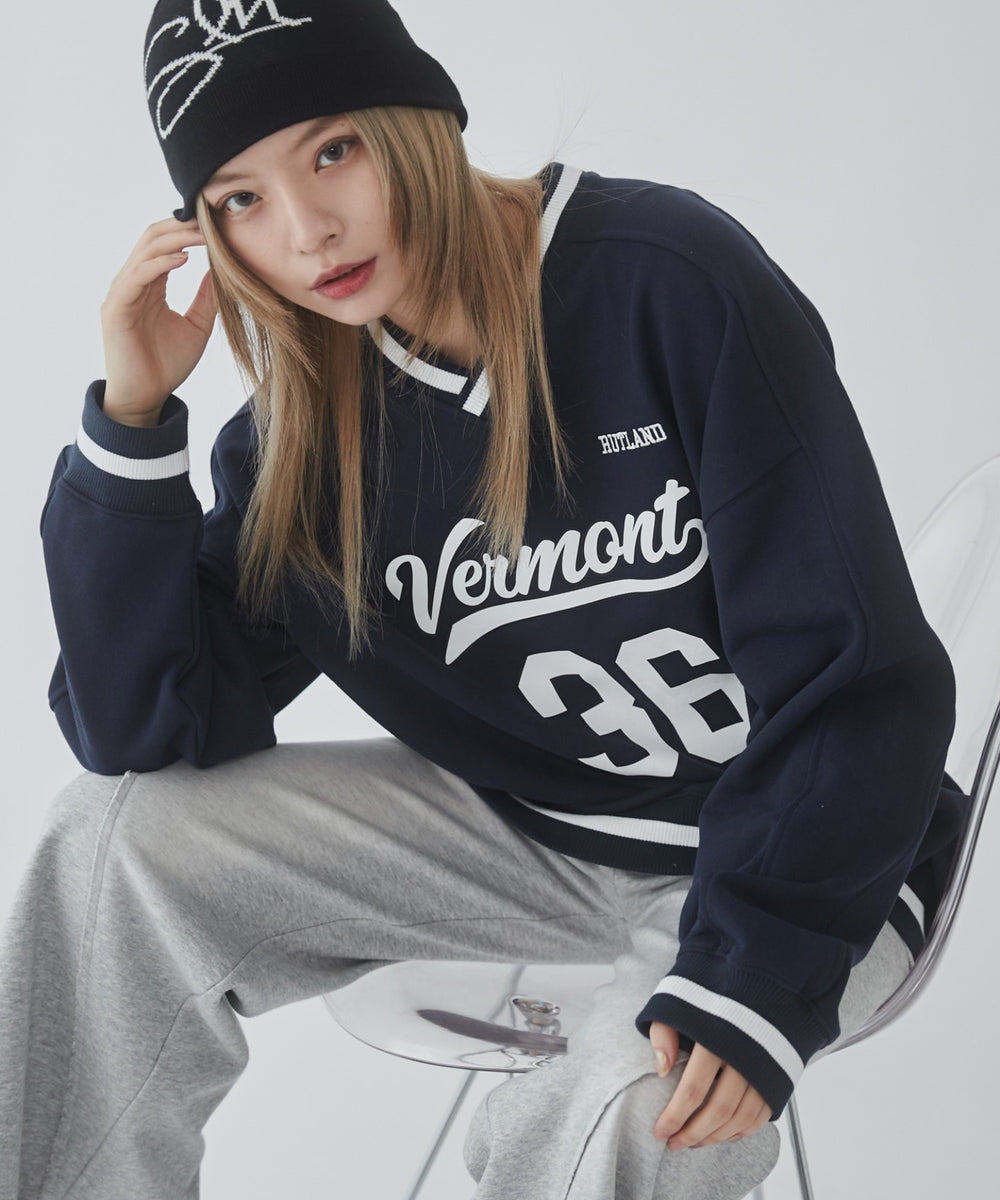 ネイビー モデル：169cm L着用