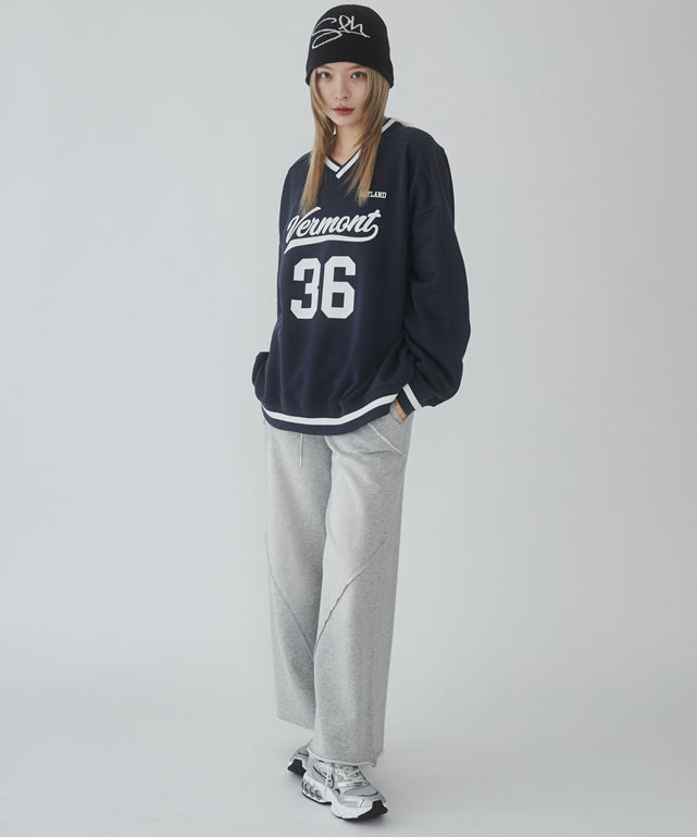 ネイビー モデル：169cm L着用