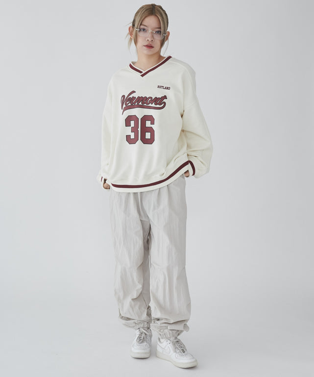 オフホワイト モデル：169cm L着用