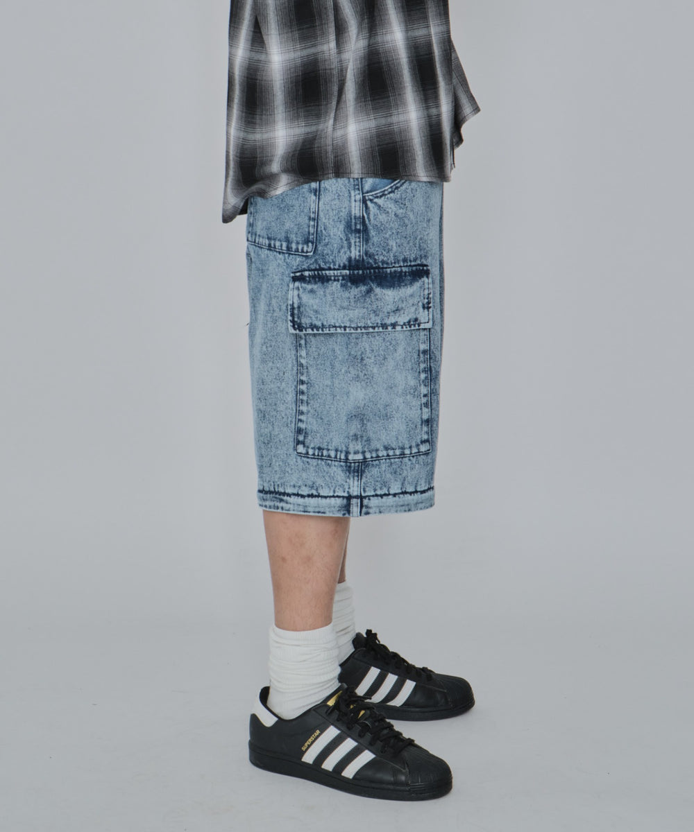 デニム淡加工 モデル：178cm L着用