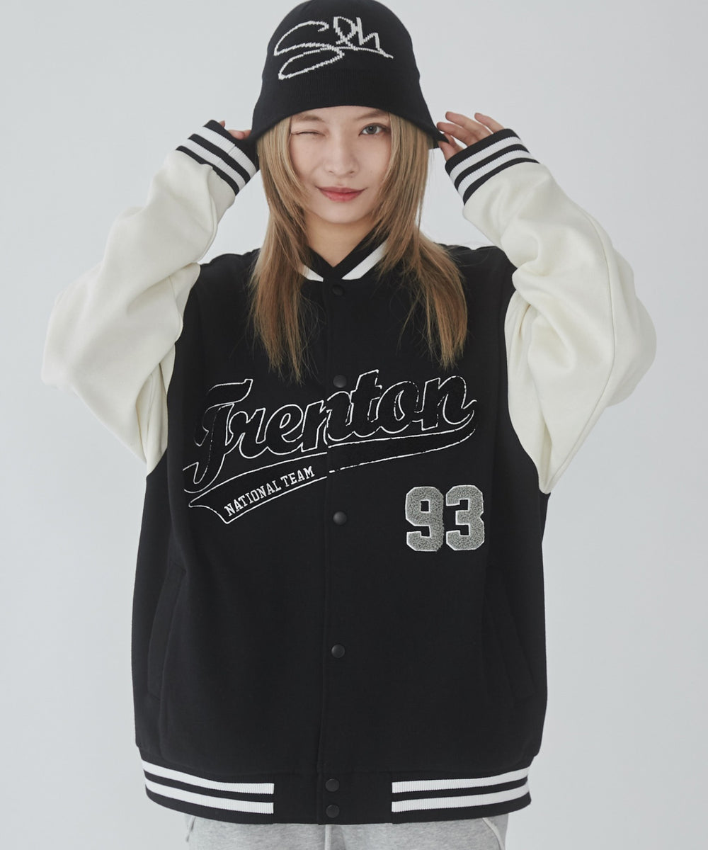 ブラック モデル：169cm L着用