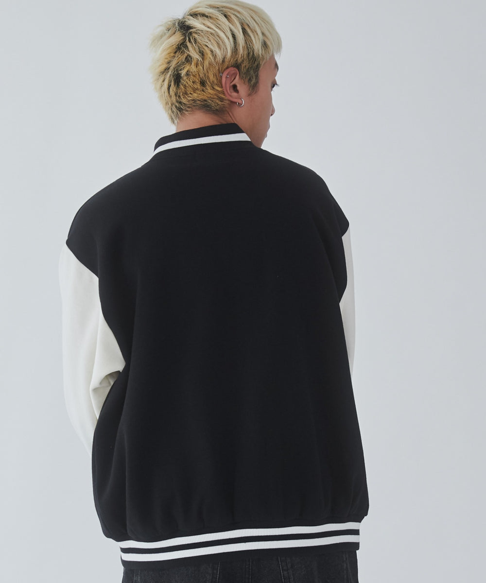 ブラック モデル：178cm L着用