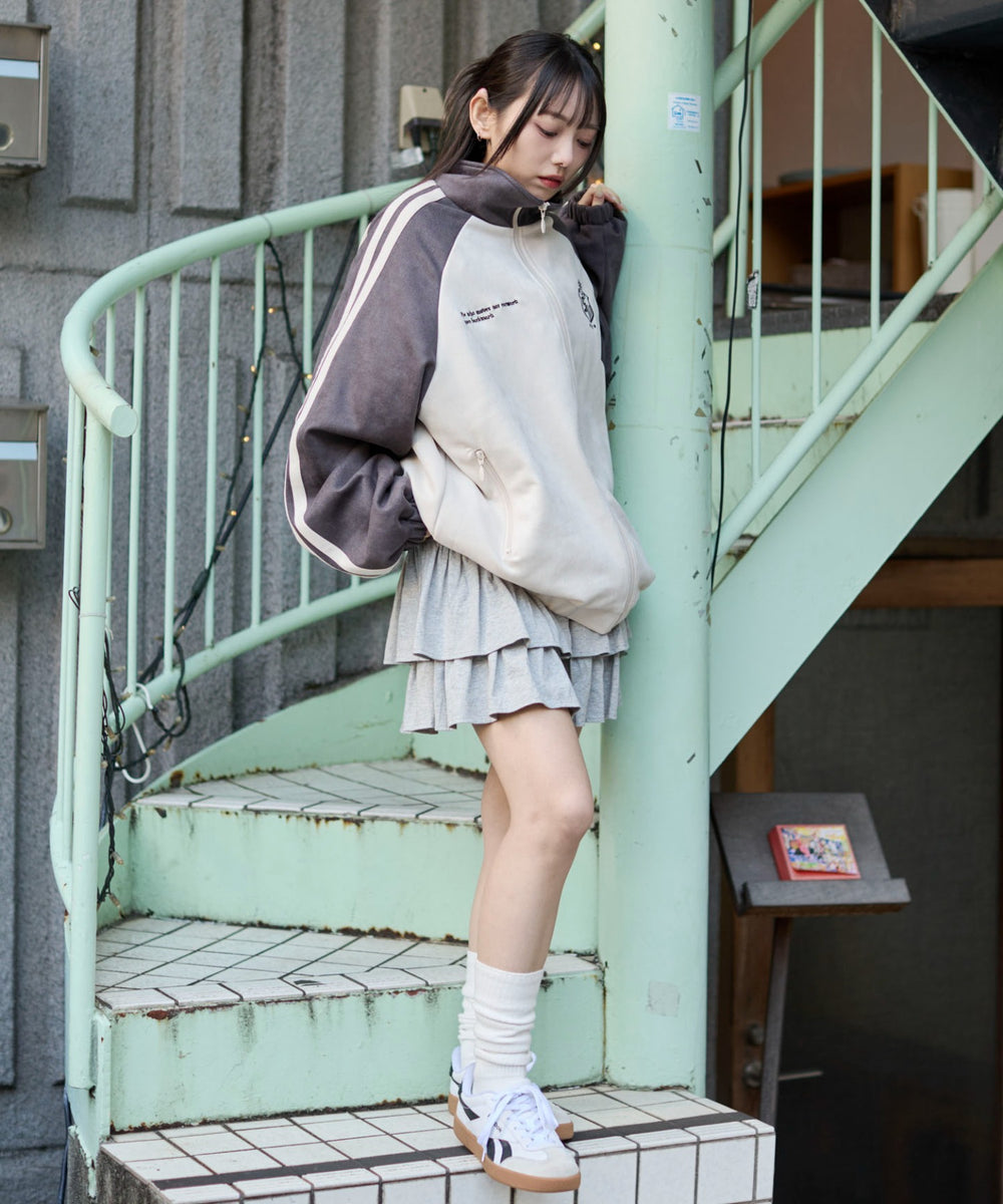 グレー　モデル：159cm L着用