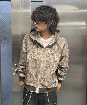 柄1 モデル:178cm Lサイズ着用