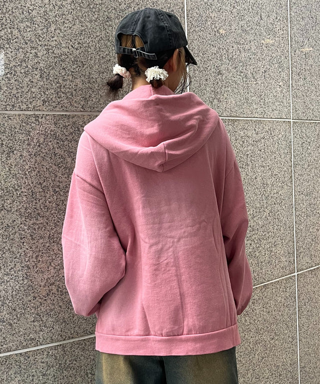 ピンク モデル:165cm Lサイズ着用