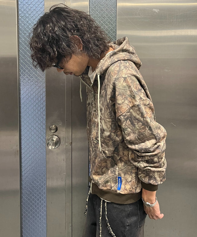 柄1 モデル:178cm Lサイズ着用