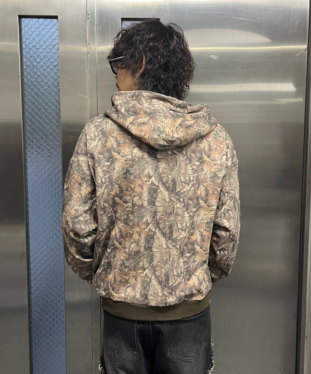 柄1 モデル:178cm Lサイズ着用