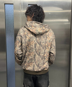 柄1 モデル:178cm Lサイズ着用