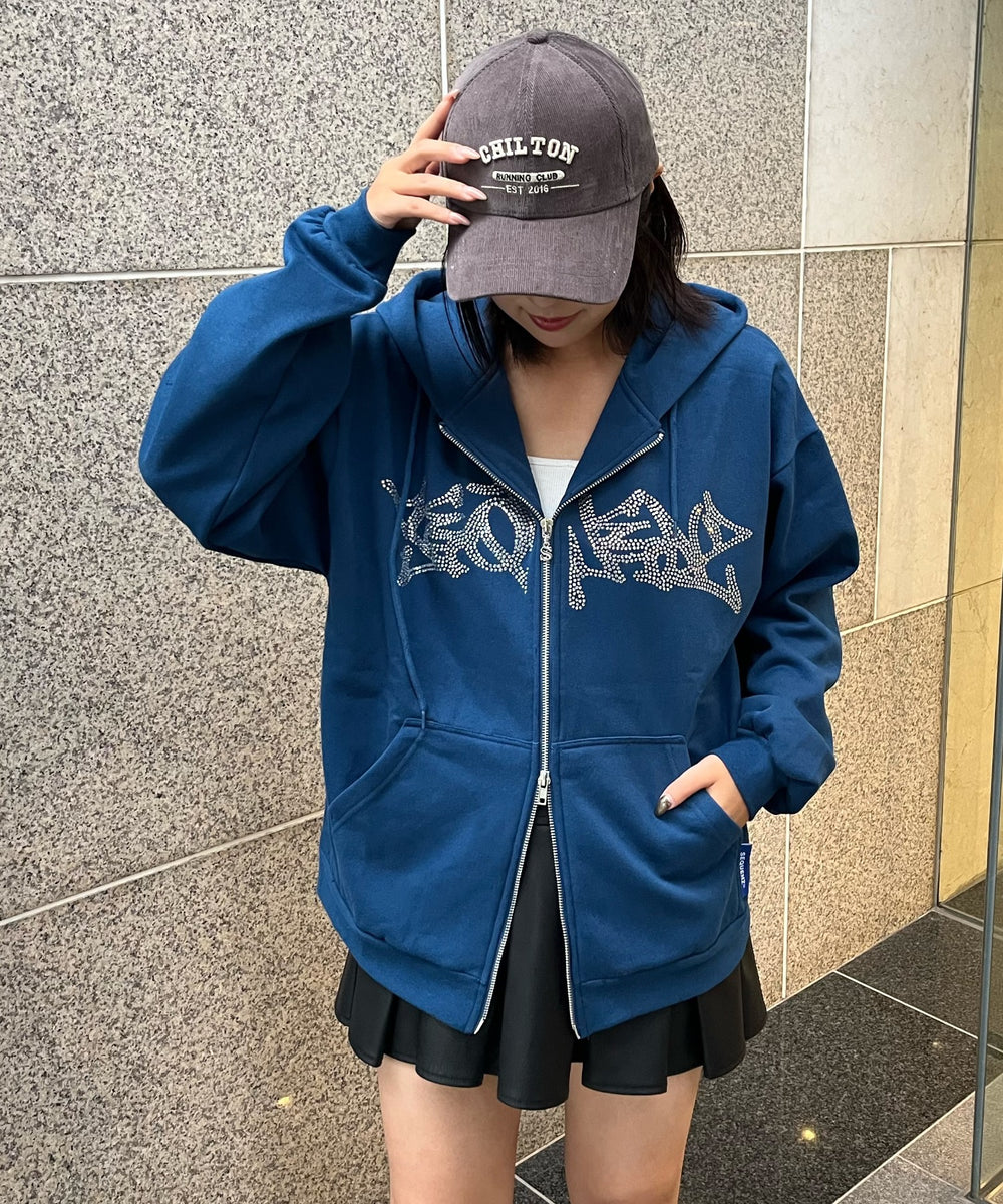 ブルー モデル:163cm Lサイズ着用