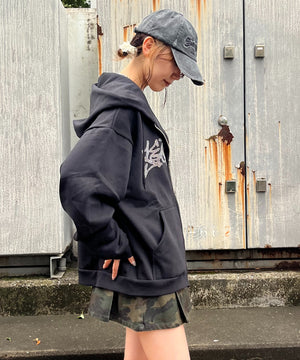 ブラック モデル:165cm Lサイズ着用