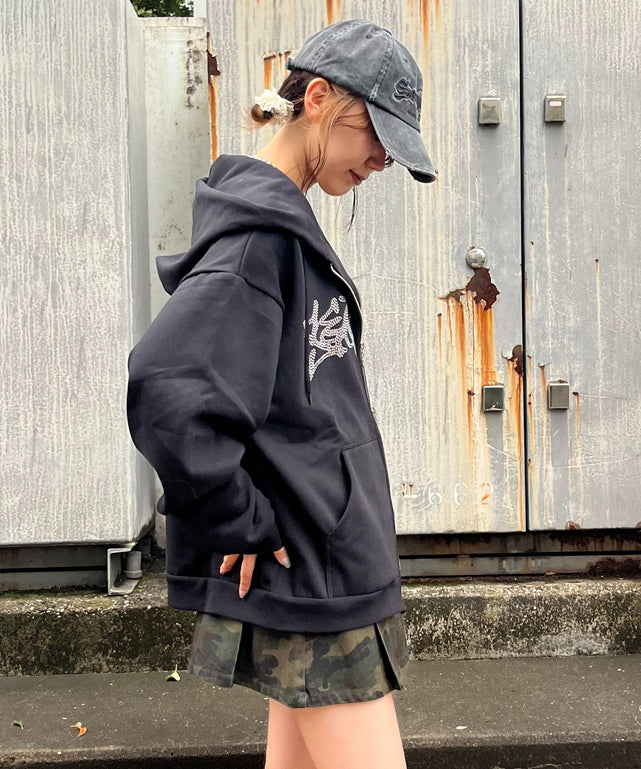 ブラック モデル:165cm Lサイズ着用