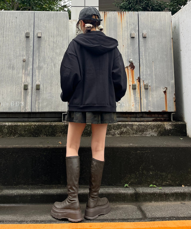 ブラック モデル:165cm Lサイズ着用