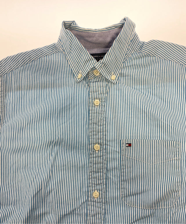 TOMMYブランドシャツ