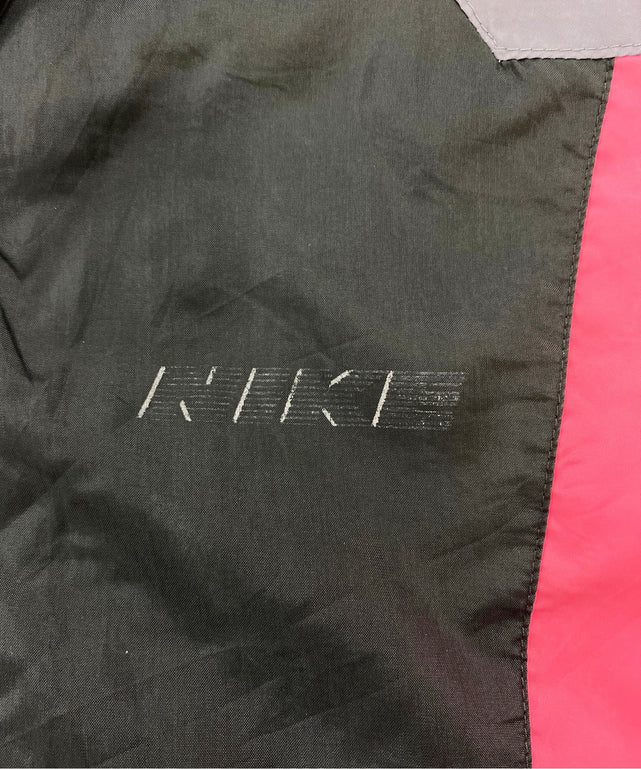 NIKEブランドナイロンジャケット