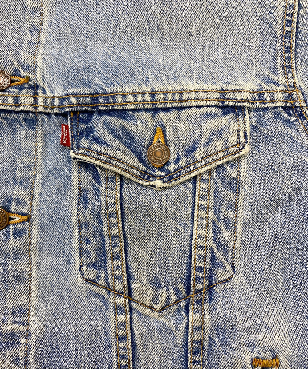 Ｌｅｖｉ'ｓブランドデニムジャケット