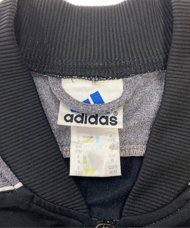 adidasブランドジャージ