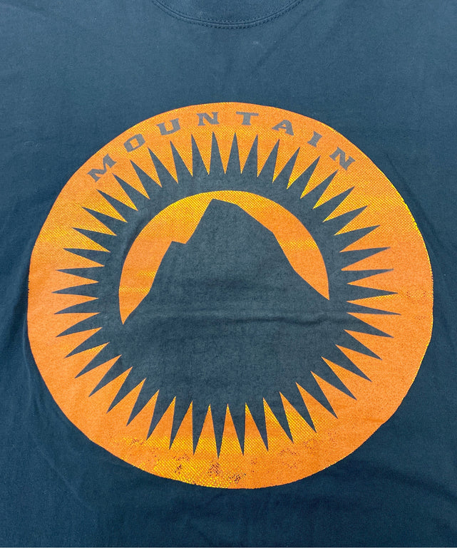 MOUNTAINバンドTシャツ