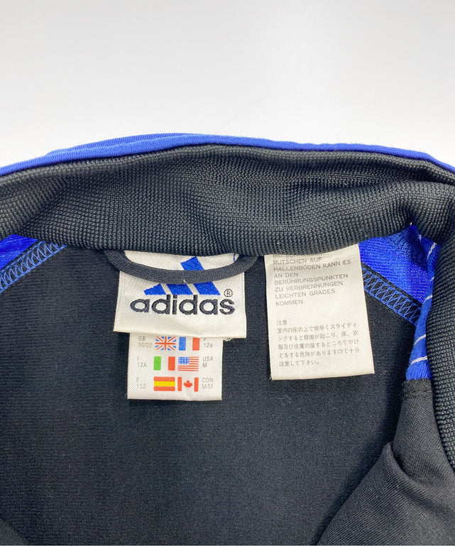 adidasブランドジャージ