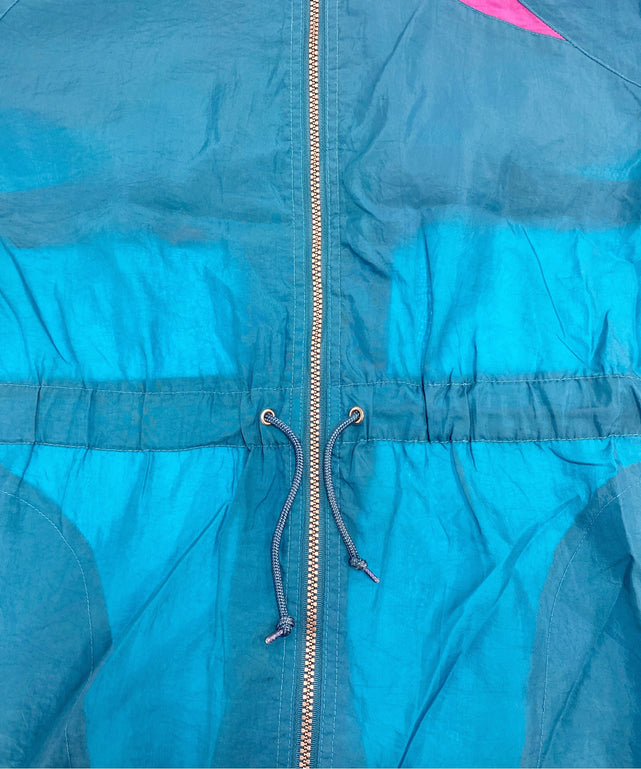 Reebokブランドナイロンジャケット