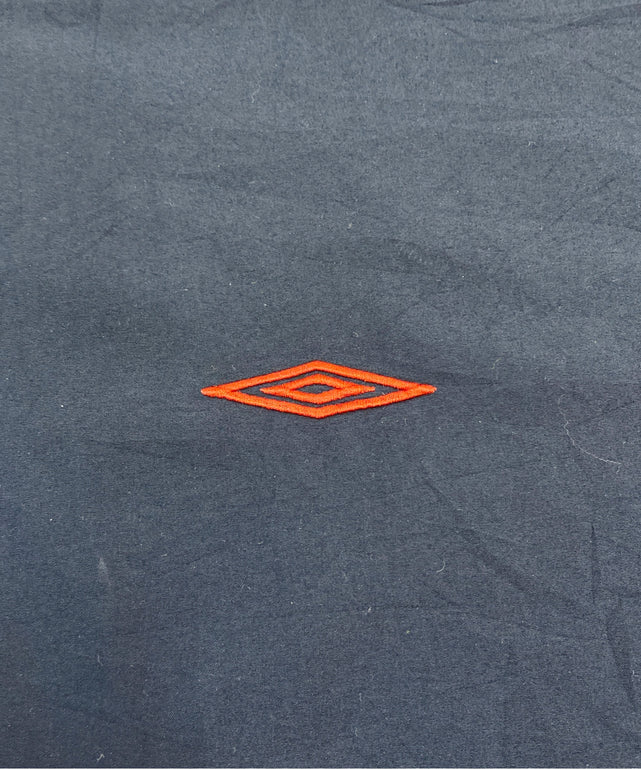 umbroブランドナイロンジャケット